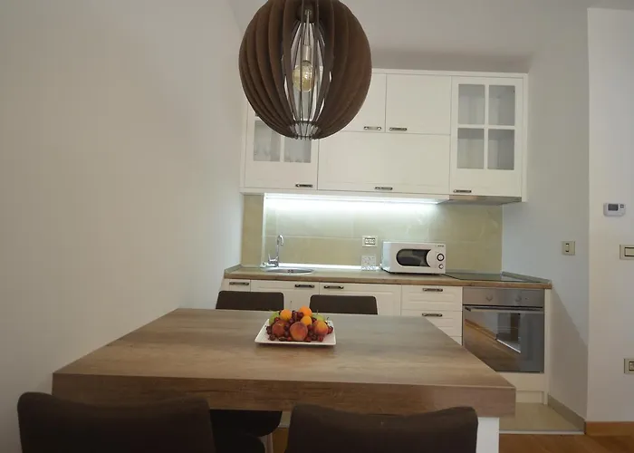 Pino Bianco 1 - Pekovic